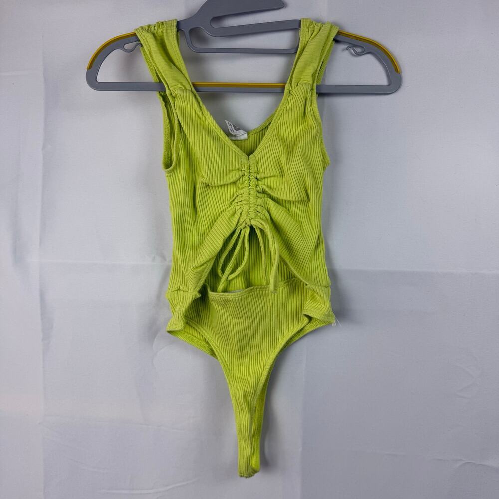 Me To We Pacsun Cotton Neon Green Open Front Ribbed Thong Bodysuit NWOT Size M